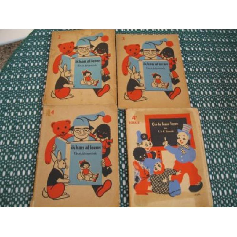 4 oude boekjes/oudboekje
