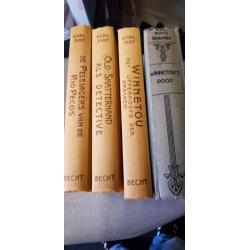 4 boeken van Karl may winnetou/old shattlerhand 65 jaar oud
