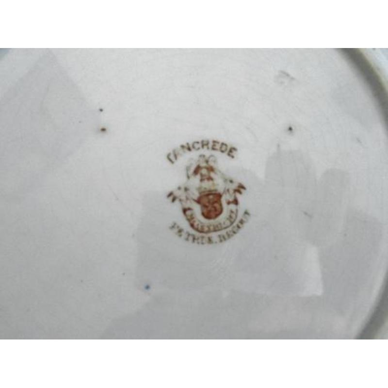 Petrus Regout, diep bord decor Tancrede