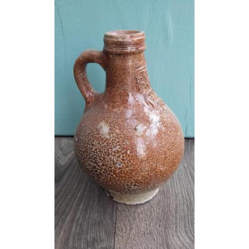 bodemvondst duitse kruik steengoed baardman restuareerd 18cm