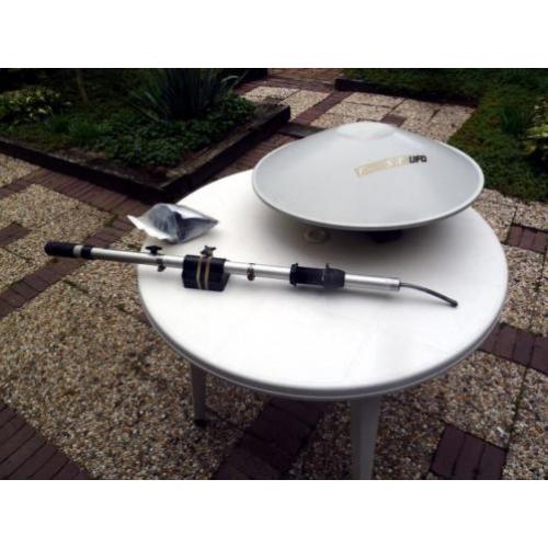 Satellietschotel UFO handbediend met Adimo ontvanger