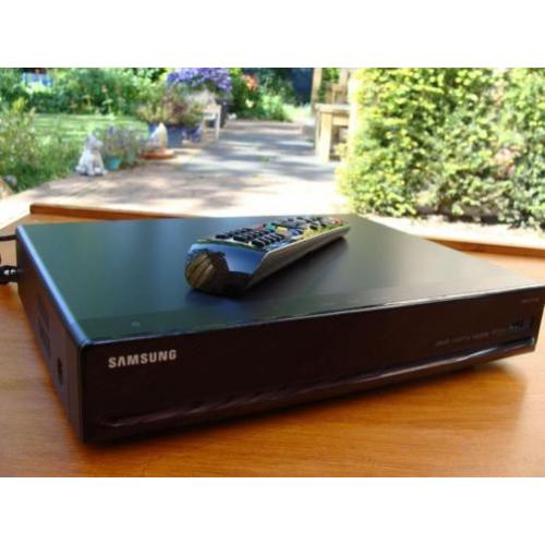 Samsung c7140 500GB tv decoder met Dongel