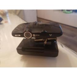 Skypen op je tv TV met deze BOX met ingebouwde camera