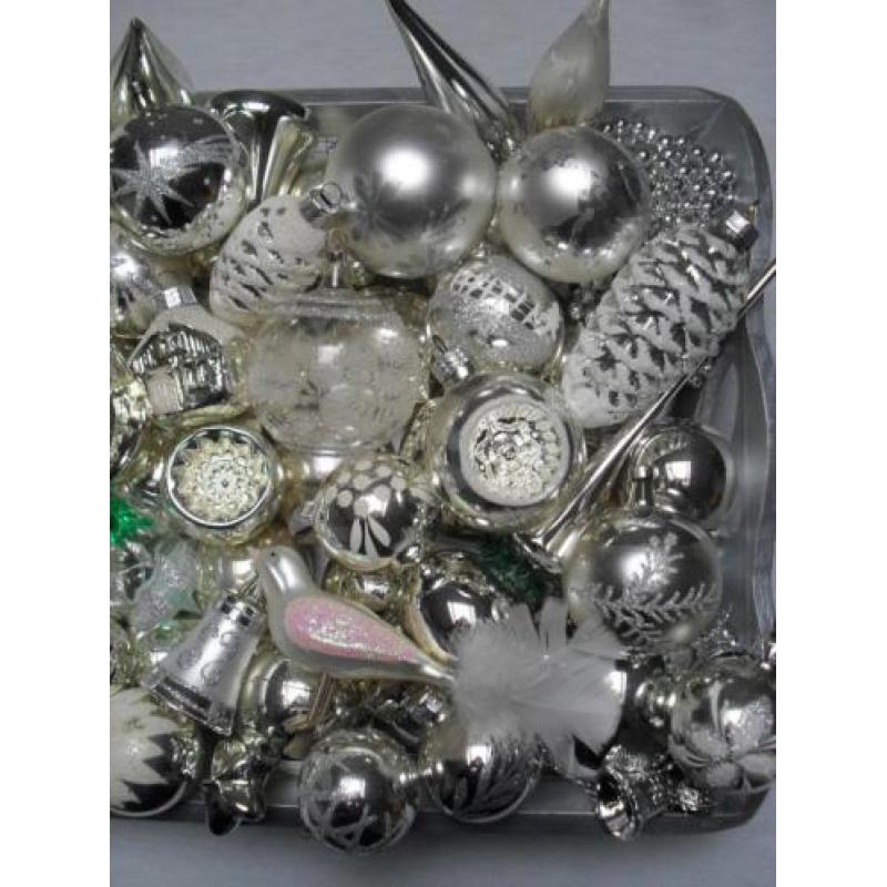 Ruim 65 Mooie Oude En Retro Zilveren Kerstballen