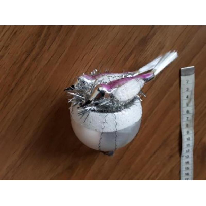 Oude kerstbal glas 2 vogels op nest knijper kerstballen