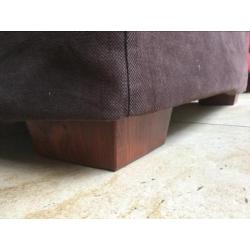 Grote bruine hocker