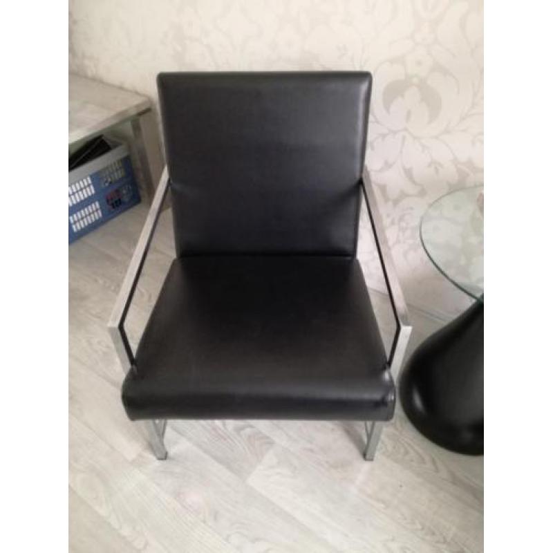 Leuk zitje, 2 fauteuiltjes en een tafeltje