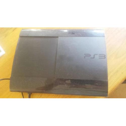 Play station 3 met 500 Mb harde schijf en spellen