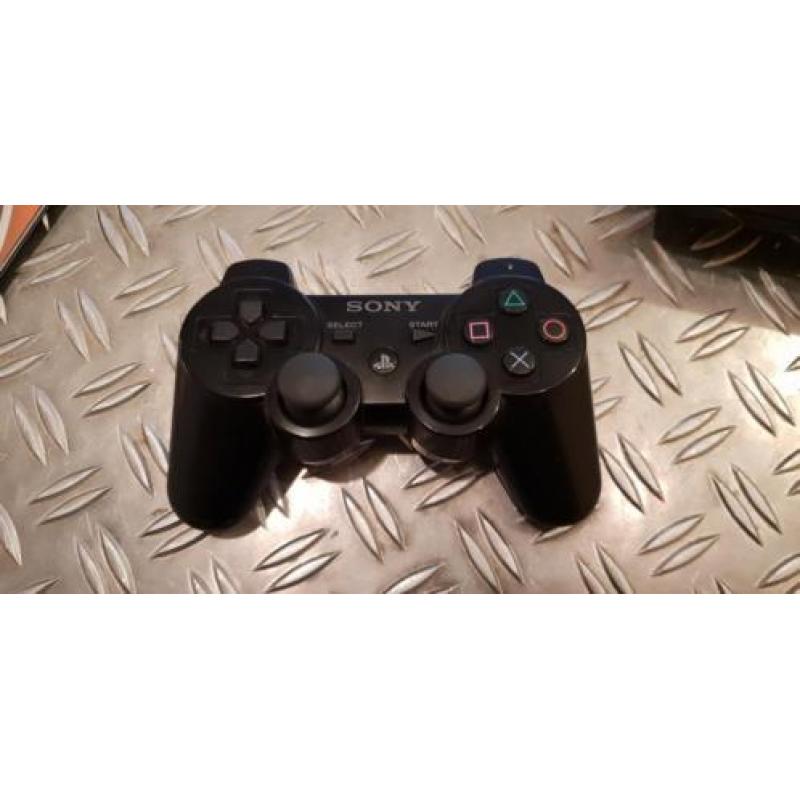 Playstation 3 Slim 120GB met 1 controller en kabels!!!