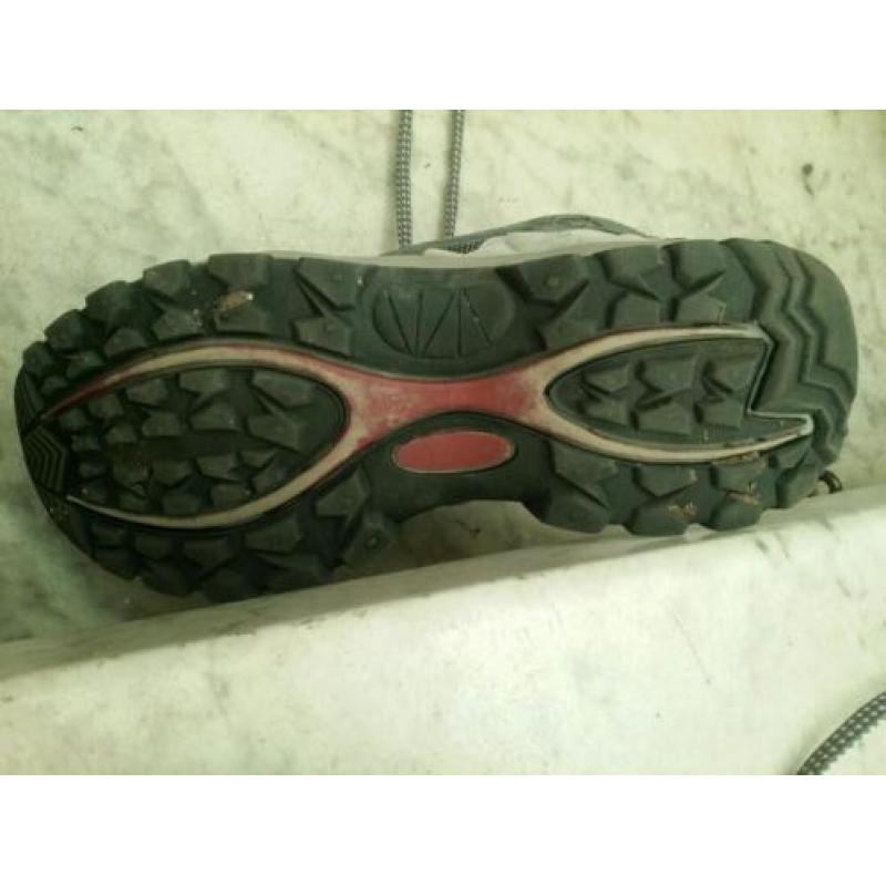 Berg- / wandelschoenen maat 41
