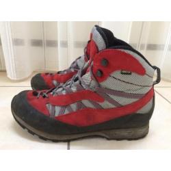 bergschoenen hanwag yuma gtx maat 45 (10,5) zgan! rood