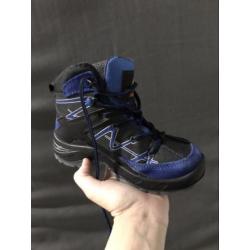 Bergschoenen maat 28