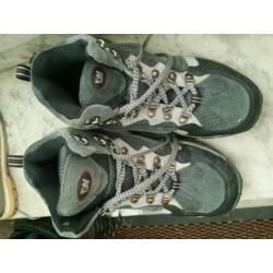 Berg- / wandelschoenen maat 41
